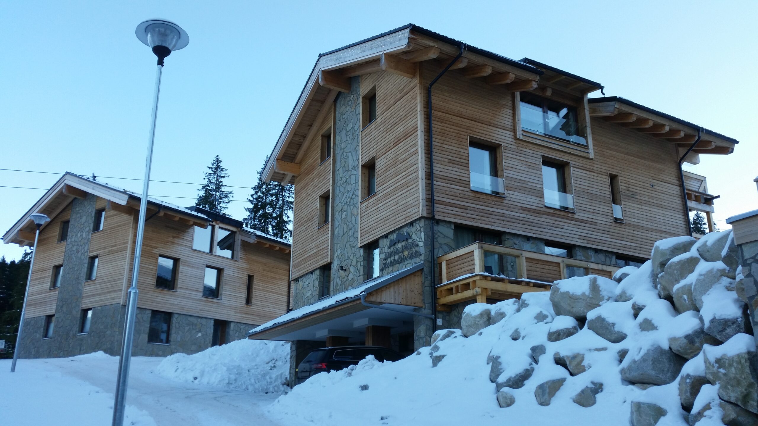 Drevohlinníkové okná Vojtech